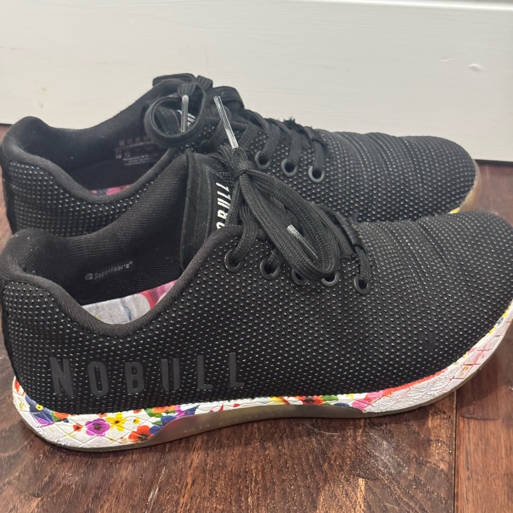 Nobull trainer sneakers size 7.5